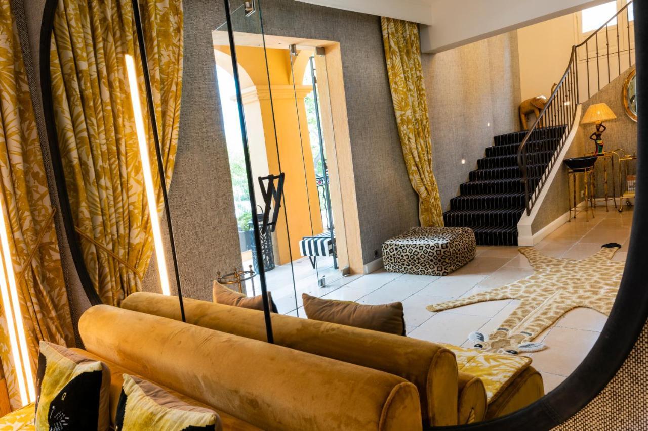 Hotel Le Y แซ็ง-ทรอเป ภายนอก รูปภาพ